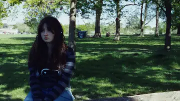 Zasłona do filmu "not dead yet" #824476