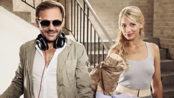 Zasłona do filmu "Tata do pary II" #338991