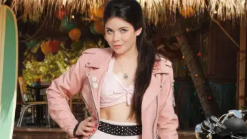 Zasłona do filmu "Teen Beach Movie" #939557