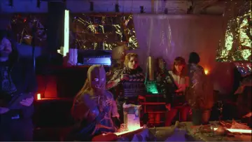 Zasłona do filmu "Vick & Tarstar