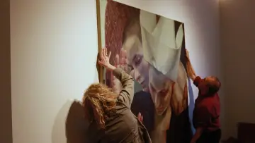 Zasłona do filmu "Four Paintings by Edward Povey: Sequence and Sisters" #918815