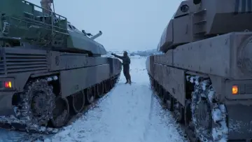 Zasłona do filmu "Europe, le choix des armes" #823210