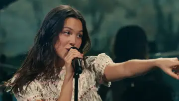 Zasłona do filmu "Billions Club Live with Olivia Rodrigo: A Concert Film" #823059