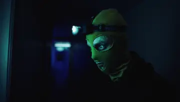 Zasłona do filmu "Visiem vajag naudu" #1190800