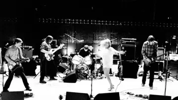 Zasłona do filmu "Sonic Youth: Full Set From The Basement" #1632921