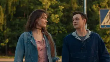 Zasłona do filmu "Руки вверх! 2" #1708593