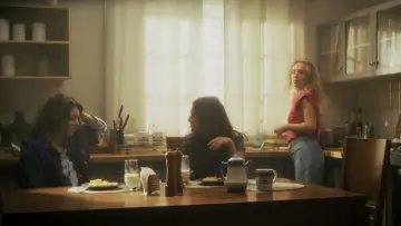 Zasłona do filmu "Julia" #916523