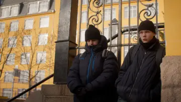 Zasłona do filmu "Langere" #928847