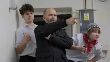 Zasłona do filmu "Totalitní láska" #914756