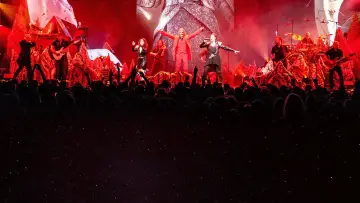 Zasłona do filmu "Ayreon: 30th Anniversary - An Amazing Flight Through Time" #917707