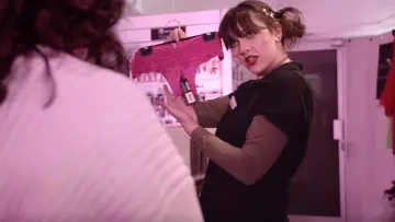 Zasłona do filmu "She F***ed a Comedian" #913698