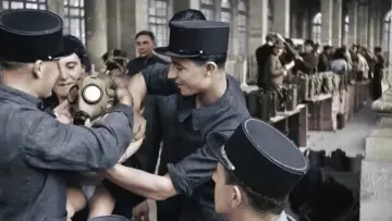 Zasłona do filmu "1939-1940 : une étrange défaite" #928127