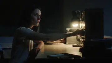 Zasłona do filmu "All the Way Down" #1822386