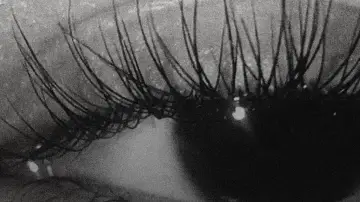Zasłona do filmu "Ojos" #926442