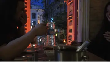 Zasłona do filmu "Mesele çakmak değil" #955780