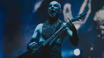 Zasłona do filmu "Behemoth - Hellfest 2026" #1183527