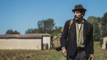 Giovannino Guareschi - Non muoio neanche se mi ammazzano plakat