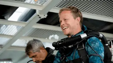 Zasłona do filmu "Hammerhead Sharks Up Close with Bertie Gregory" #955592