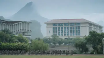 Zasłona do filmu "红旗下的蛋" #957614
