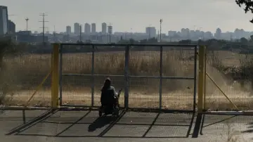 Zasłona do filmu "מים רבים" #1837817