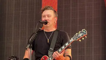 Zasłona do filmu "Rise Against - Hellfest 2026" #1154954