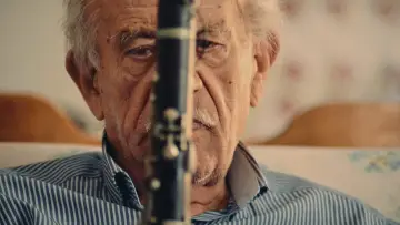 Zasłona do filmu "Ξερό Κλαρί" #1169180