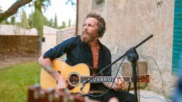 Zasłona do filmu "Lorenzo - L’incredibile avventura di Jovanotti" #1838125