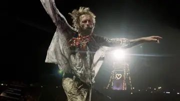 Zasłona do filmu "Lorenzo - L’incredibile avventura di Jovanotti" #1838126