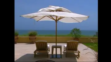 Zasłona do filmu "The Hamptons" #1523213