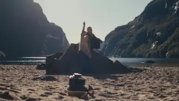 Zasłona do filmu "Tilbake til Tottori" #1641321