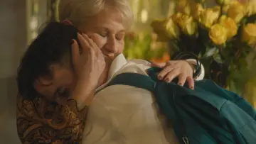 Zasłona do filmu "Bloom" #1627837