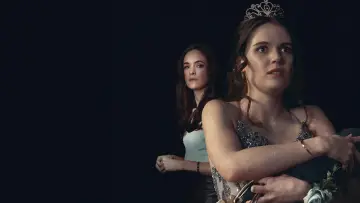 Zasłona do filmu "Crowning at the Prom" #1173465