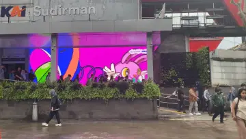Zasłona do filmu "Hiruk Pikuk Jakarta" #1144615
