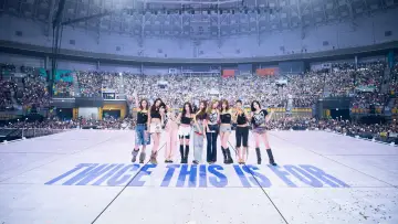 Zasłona do filmu "TWICE 〈THIS IS FOR〉 WORLD TOUR FINALE in SEOUL" #1521959
