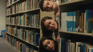 Zasłona do filmu "Top Of My School" #1144553
