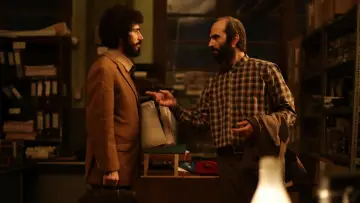 Zasłona do filmu "لباس شخصی" #1155105
