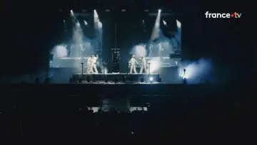 Zasłona do filmu "Ofenbach en concert aux Vieilles Charrues 2025" #1569074