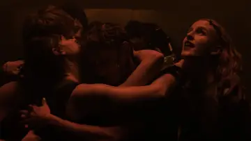 Zasłona do filmu "Камуфляж" #1824441