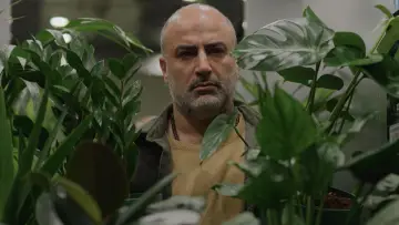 Zasłona do filmu "کمی نور" #1203983