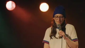 Zasłona do filmu "Emily Catalano: The Introvert" #1192064