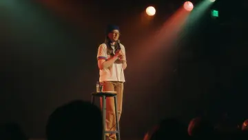 Zasłona do filmu "Emily Catalano: The Introvert" #1192065
