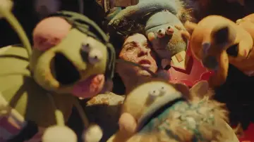 Zasłona do filmu "V/H/S/MIXTAPE" #1738581
