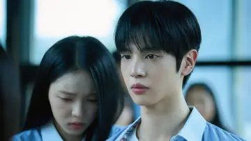 Zasłona do filmu "네가 쏟아지다" #1223883