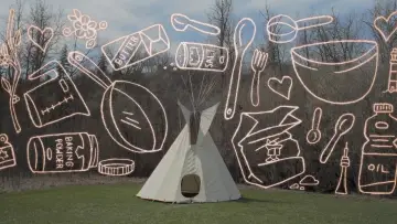 Zasłona do filmu "pahkwêsikan sâkihitowin: Bannock is Love" #1225366