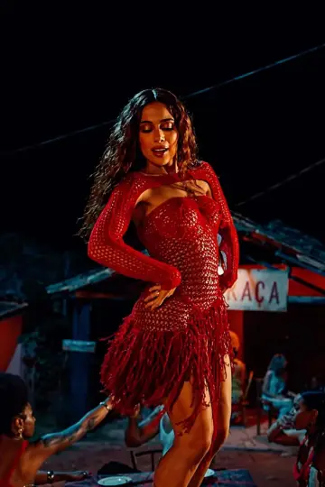 Anitta: Equilibrivm Tour plakat