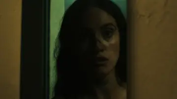 Zasłona do filmu "Be My Darling" #1506933