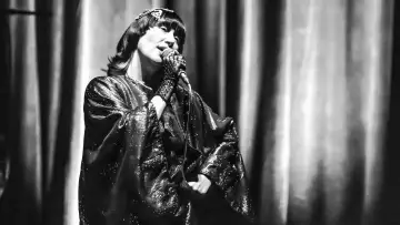 Zasłona do filmu "Yeah Yeah Yeahs: Hidden in Pieces" #1582668