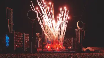 Zasłona do filmu "Rammstein – Live in Mexico City" #1691788