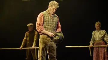 Zasłona do filmu "National Theatre at Home: War Horse" #1899624