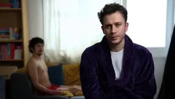 Zasłona do filmu "A Man